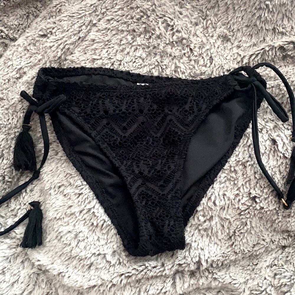 Bathing suit bottoms